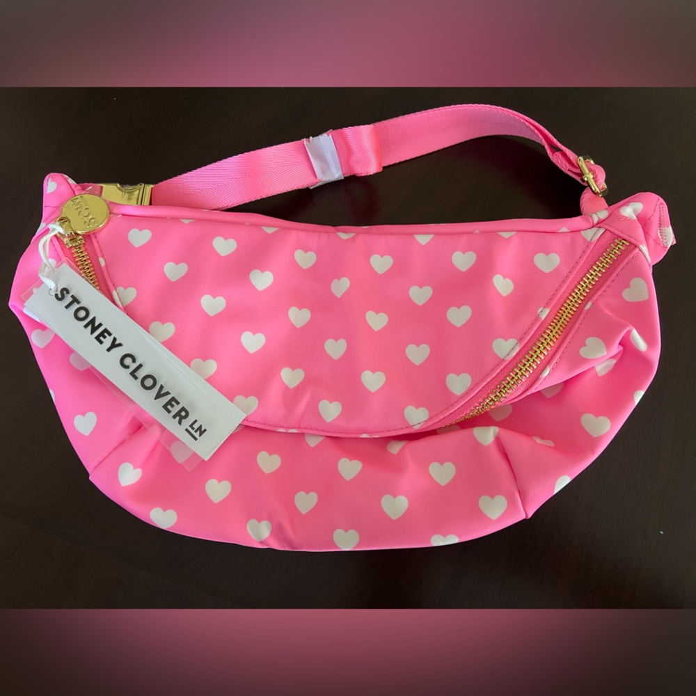 Stoney Clover Lane Heart Jumbo Fanny Back Never worn